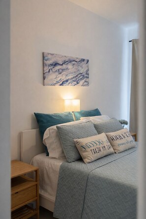 خدمة الإنترنت وملاءات أسرّة