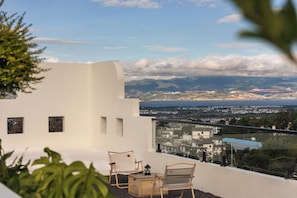 View from property - Mountain Resort Hotel (dali)