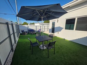 Unclassified image, 5 of 20, button - Casa Tropical - 2BR/2BA - Sleeps 6 - Near Airport (Hialeah)