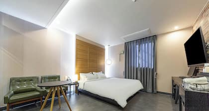 Brown Dot Hotel Jinjuseong