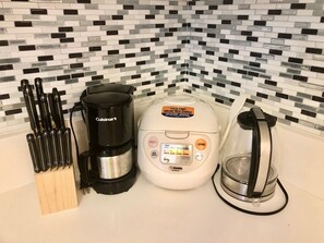 Kaffee und/oder Kaffeemaschine