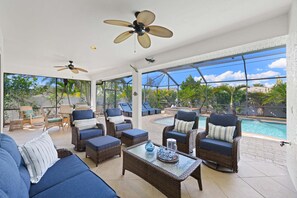 A heated pool - Bonita Breeze | Prime Location | Screened Pool & Spa (Bonita Springs)