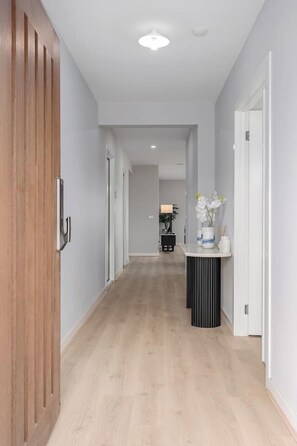 Interior - Bella Brand New Modern Stylish 4BR Home (Clyde)