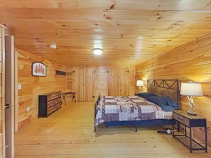 3 bedrooms, free WiFi, bed sheets - Whispering Pines (Greenville) (Greenville)