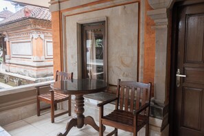 Standard Twin Room - Pande Permai Guest House (Ubud)