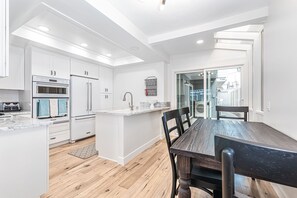 Fridge, microwave, oven, stovetop - 6BR Coastal Retreat w/ Oceanview Patio & Deck, 4 Homes from Sand (Newport Beach)