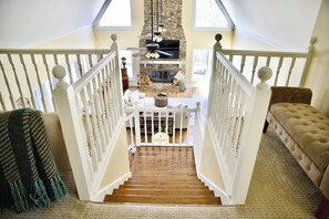 Smart TV, fireplace, DVD player, ping pong - Luxury Lakefront Estate- World Cup 2026- Pool, Speakeasy & Theater- Atlanta (Lithonia)