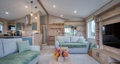 Carn Springs Lodge - 3 Bed - Devonshire Dr - Tenby