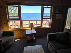 Living area - Cozy Lutsen Cabin - Steps from Lake Superior! (Lutsen)