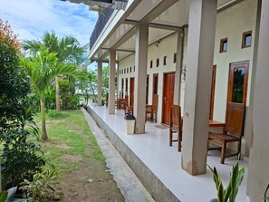 Classic Triple Room, Non Smoking, Garden View | Terrace/patio