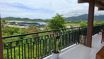 Classic-Dreibettzimmer, Nichtraucher, Gartenblick | Kostenloses WLAN