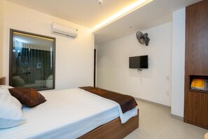 ベーシック スタジオ バルコニー シティビュー