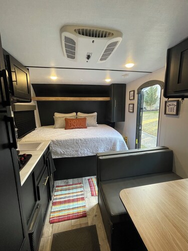 Welcome to Cozy by the Coast! Just steps from the beach, ocean is calling you!