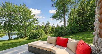 Pigeon Retreat Firepit Playset Dock