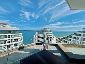 Panoramic Apartment, 2 Bedrooms, Private Pool, Sea View | In-room safe, soundproofing, iron/ironing board, free WiFi - Bliss Driftwood Retreat By Mandala (Phan Thiet)