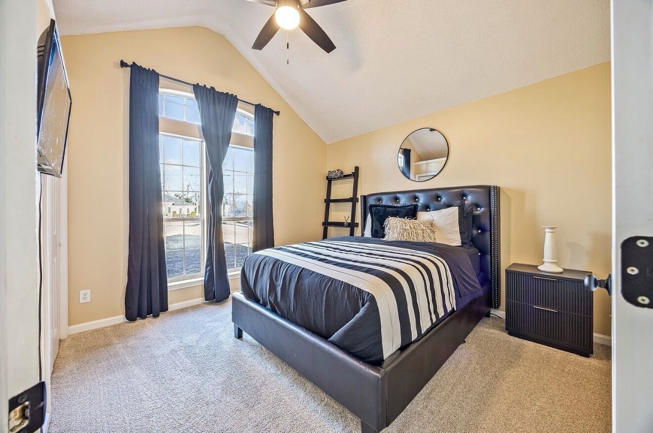 熨斗/熨衫板、Wi-Fi、床單