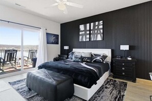 3 bedrooms, desk, iron/ironing board, free WiFi
