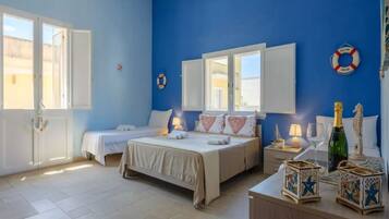 3 bedrooms, bed sheets