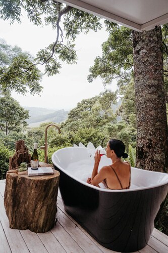 Rainforest Retreat YIN Tiny Home with Ocean Views