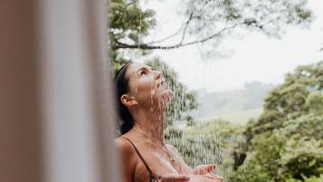 Vue depuis lâhĂ©bergement