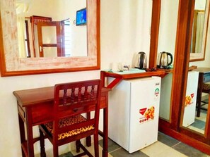 Deluxe Studio Suite, Garden View | Private kitchen - Solana Studio Apartments watamu (Watamu)