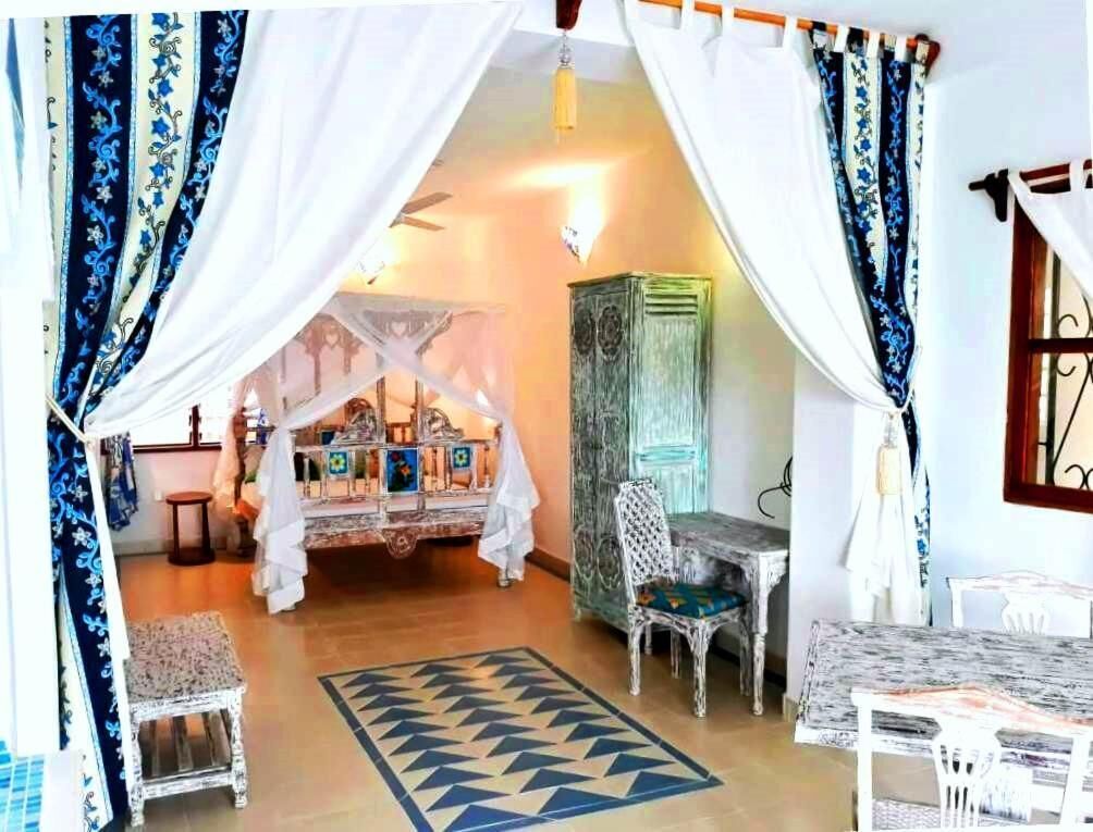 ห้องดีลักซ์สตูดิโอสวีท, วิวสวน | ห้องพักตกแต่งอย่างมีเอกลักษณ์, ตกแต่งพิเศษโดยเฉพาะ, Wi-Fi ฟรี