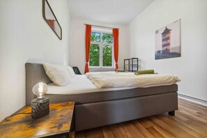 House | 1 bedroom, desk - Up to 4 People Center Water Netflix (Wilhelmshaven)