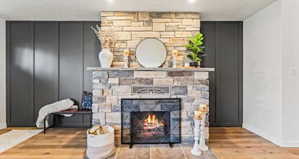 Caldwell Home Adj. West Valley Medical C of I, Wine Trail, Rodeo & Golf