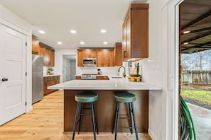 Private kitchen - Caldwell Home Adj. West Valley Medical C of I, Wine Trail, Rodeo & Golf (Caldwell)