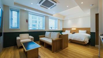 Soundproofing, iron/ironing board, free WiFi