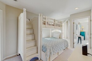 Iron/ironing board, Internet, bed sheets - Sea Colony Tennis townhome w/community pools, tennis/pickleball, gym (Bethany Beach)