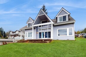 Exterior - Spacious lakefront house with private dock, hot tub and firepit (Stanwood)