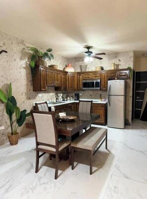 Dining - Suite 2, Apartment Anchor Suites (Puerto Peñasco)