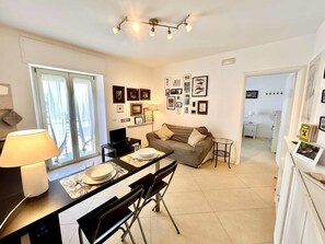 Smart TV - Gianluca apt [center, close to the beach, modern] (Numana)
