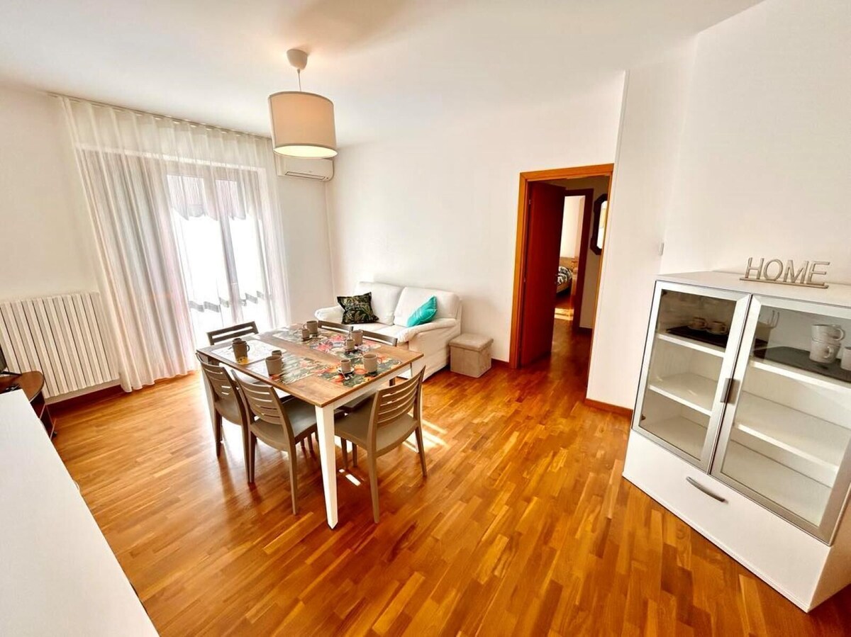 Host profile image