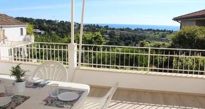 Beautiful ground sky "Mauro" with sea view