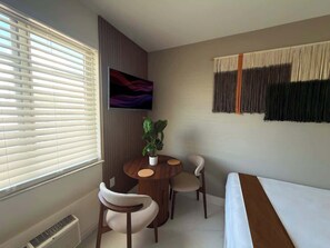 1 quarto, ferros/tábuas de passar roupa, Wi-Fi de cortesia