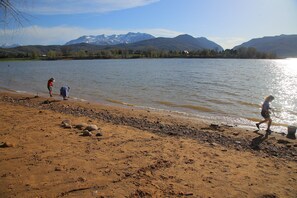 Beach - Spacious 5B Ogden Basecamp - near skiing, Weber, hospitals & Hill AFB (Ogden)