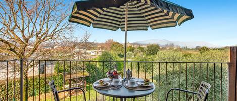 Familienapartment, Mehrere Schlafzimmer, 2 Bäder (Cosy House Serena) | Balkon