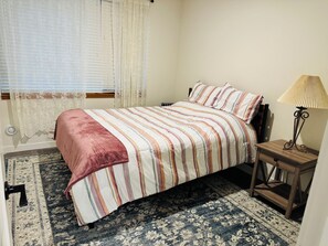 Fer et planche à repasser, Wi-Fi, draps fournis