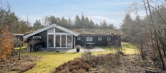 Lovely holiday home with spa sauna and peace