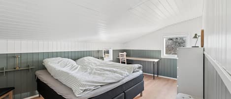 4 bedrooms, free WiFi