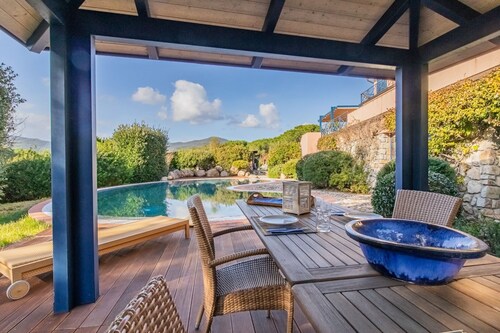 Villa Giacinto di mare