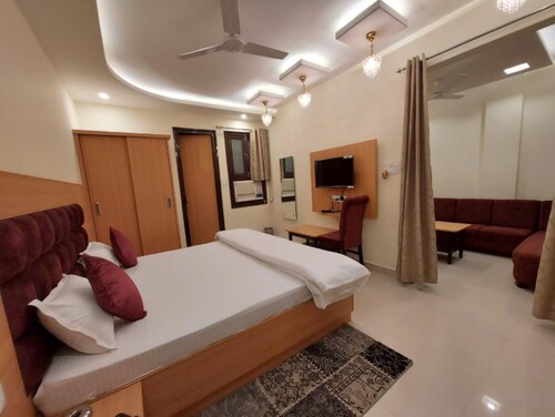Hotel Kailash Near Deoria Baraon Rd