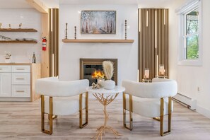 Interior - White Cabin by Lake w/Hot Tub Sauna & Game Room (ALBRIGHTSVLLE)