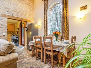 Dining - Stearn Cottage-17917 (Bury St. Edmunds)
