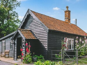 Exterior - The Shooting Lodge-19484 (Bury St. Edmunds)