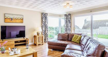 5 bedroom accommodation in Gwbert, near Cardigan