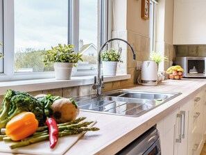 Dishwasher, high chair