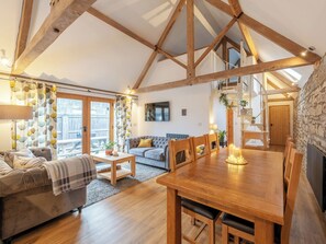 TV - 3 bedroom accommodation in Wrantage, near Taunton (Wrantage, near Taunton)